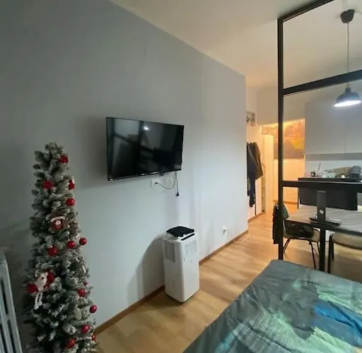 Apartament In Zona Mediolan